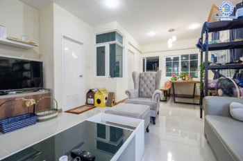 *****ทาวน์เฮ้าส์มือสองย่านนนทบุรี ม.โกลเด้นทาวน์2 ปิ่นเกล้า-จรัญสนิทวงศ์ หลังมุม! เนื้อที่กว้างขวางถึงเกือบ 29 ตร.ว. ฟังก์ชันจัดเต็ม 4 ห้องนอน 3 ห้องน้ำ 2 ที่จอดรถ บ้านสวยพร้อมอยู่ ใกล้รถไฟฟ้าสายสีแดง "สถานีบางบำหรุ" และทางด่วน "ศรีรัช-วงแหวนรอบนอก" จองเลย!